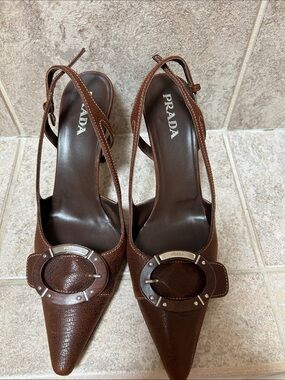 Vintage Prada Brown Leather Pointed-Toe Slingback Heels with Decorative Buckle